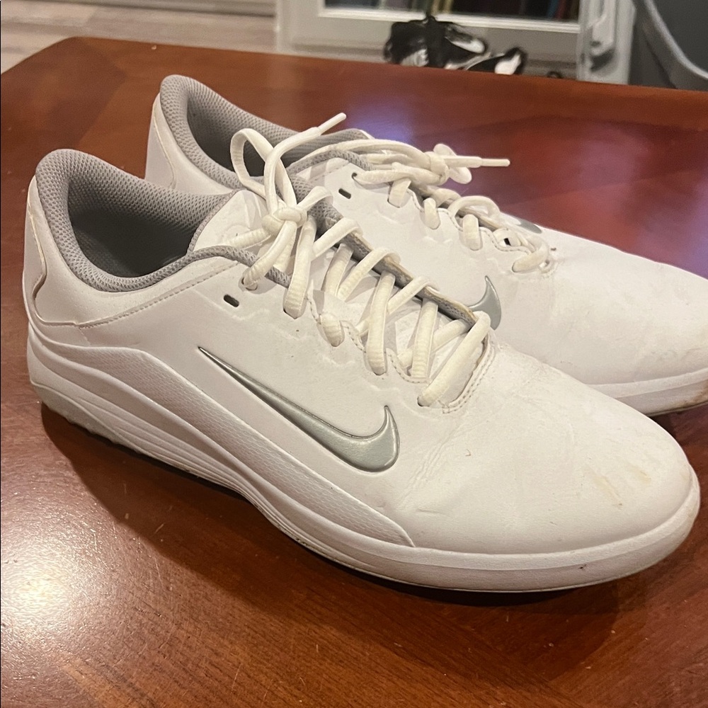 Nike Men's White and Gray Golf Shoes (358)